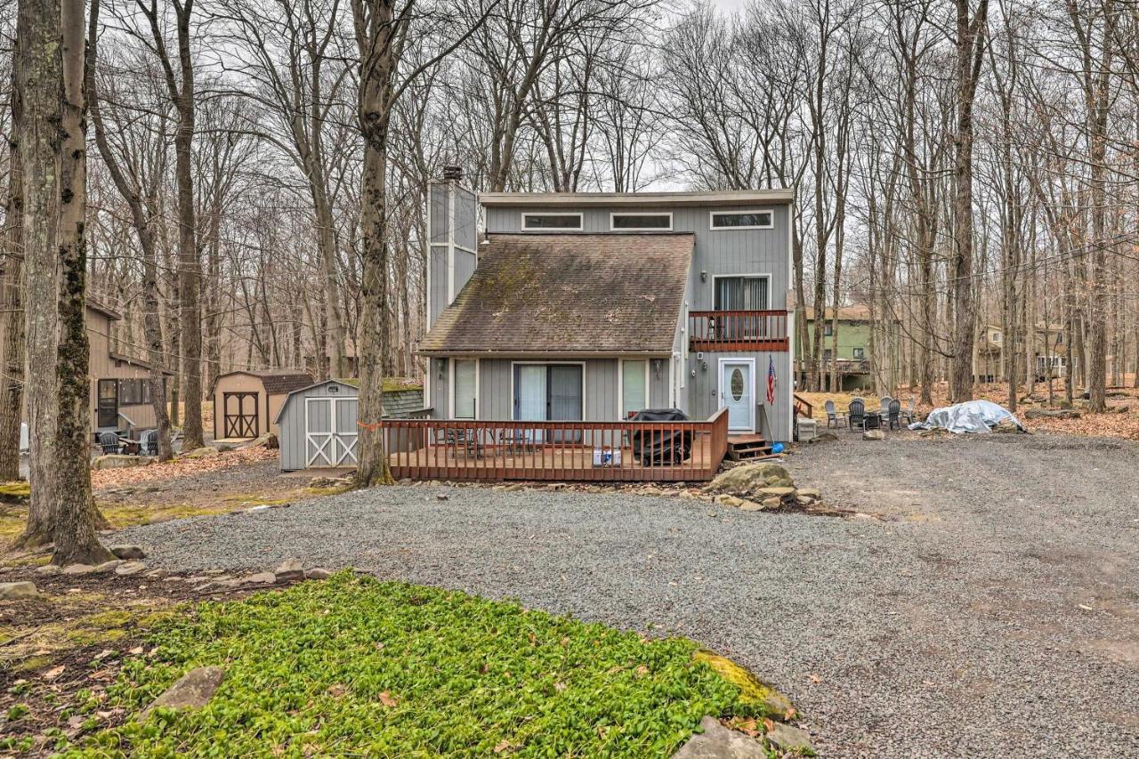 Poconos Vacation Home Walk To Locust Lake! Pocono Lake Екстериор снимка